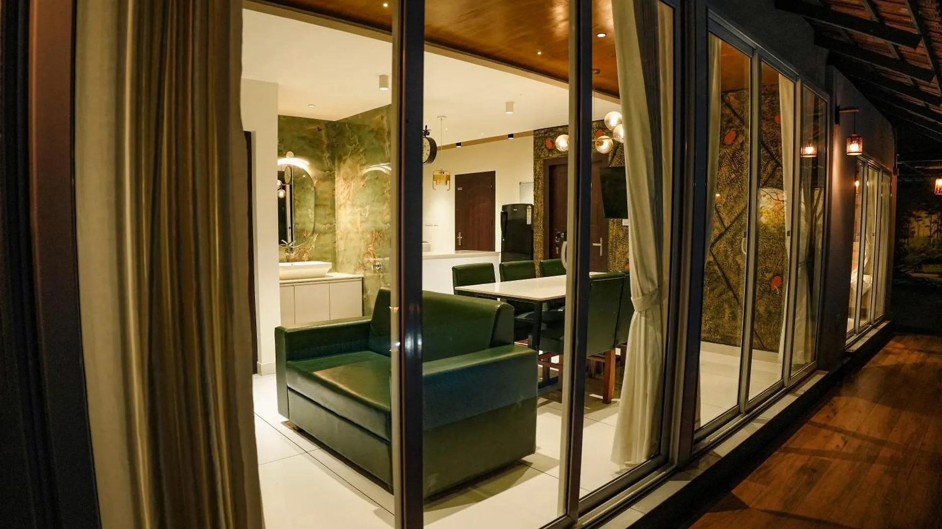 Casavie Paradise Villa Vaniyambalam